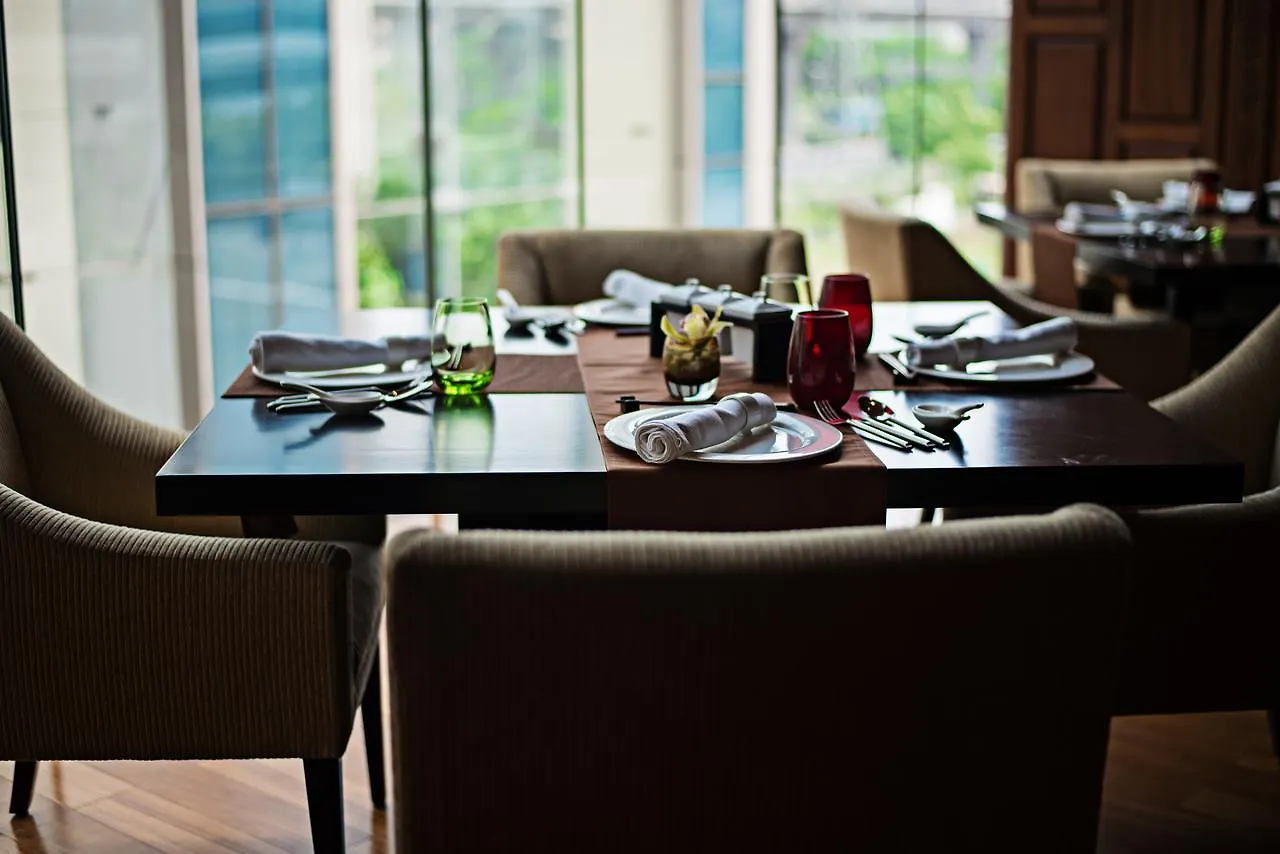 Taj City Centre Gurugram Gurgaon Hotel