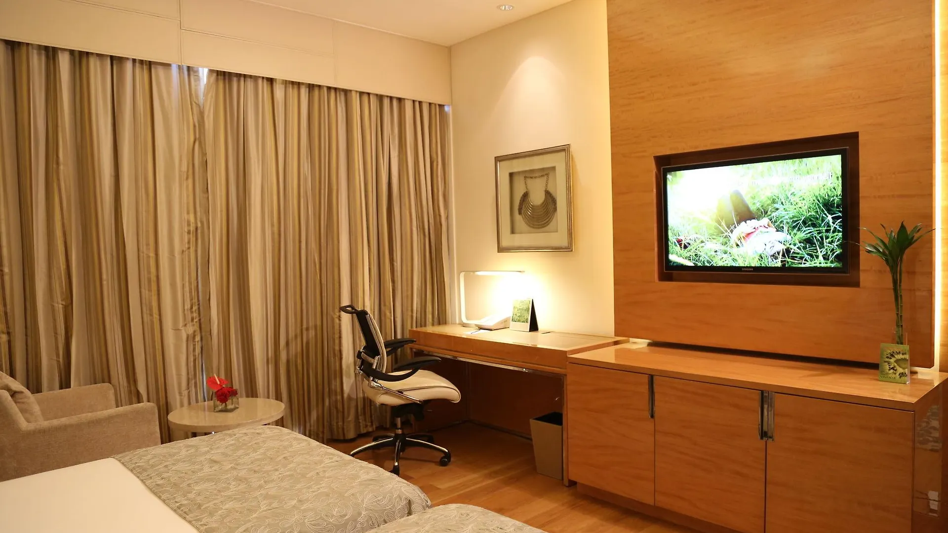***** Hotel Taj City Centre Gurugram Gurgaon India